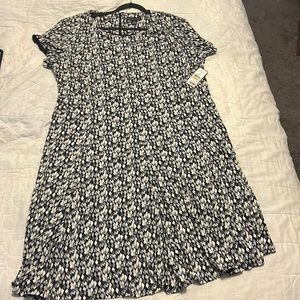 Jessica Howard Black and White Dress 24W